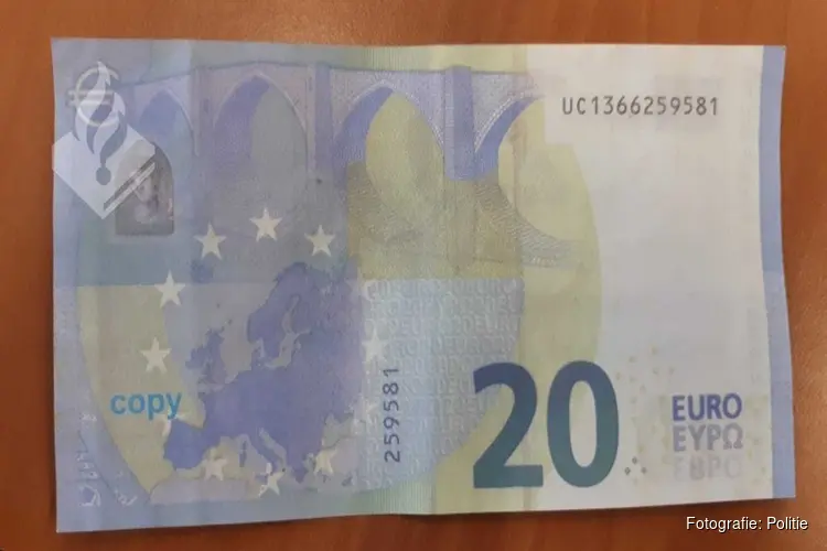 Onderzoek naar uitgeven vals geld
