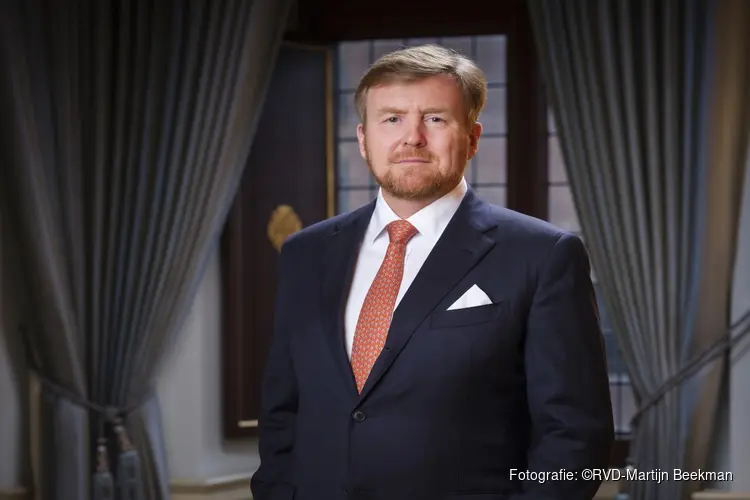Koning opent Cultuur Historisch Centrum De Tiid