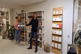 Ondernemend Sneek reikt prijzen mooiste kerstetalage uit