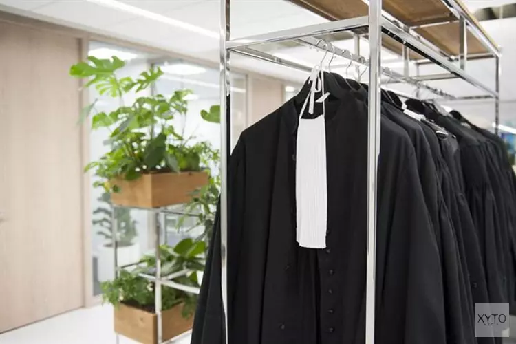 Drie jaar geëist voor brandstichting in AZC Sneek