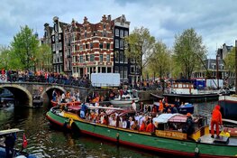Drukke, maar gezellige Koningsdag in Amsterdam
