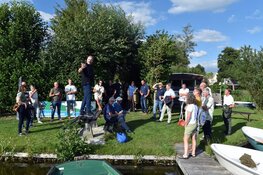 Unieke Watersafari toont bagger en waterplanten problematiek Nannewiid vanaf het water aan