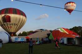 Veel publiek bij eerste dag van Friese ballonfeesten