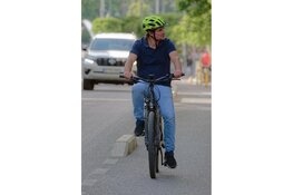 Veilig de weg op: Fietsspiegel- en helmactie in IJlst op 6 augustus