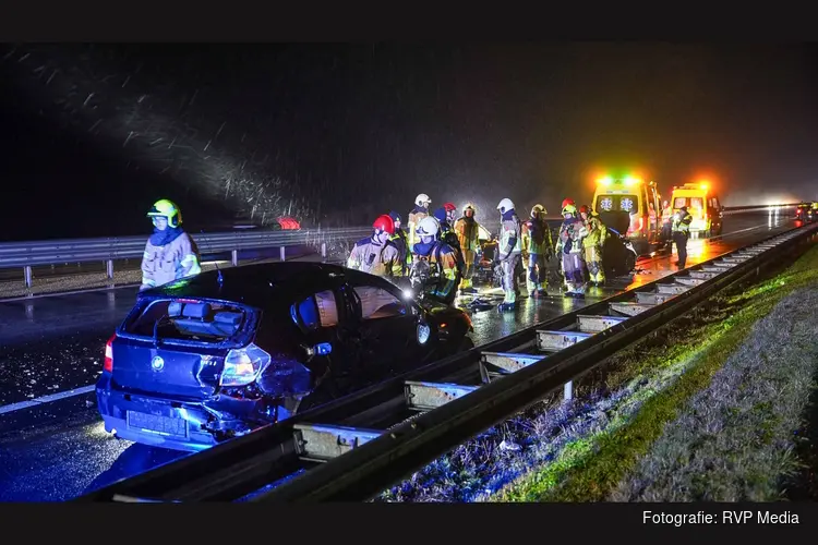 Meerdere gewonden na flink ongeval op Afsluitdijk